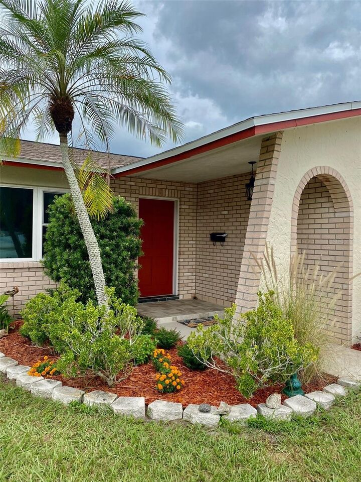 Property Photo: 1522 Nursery Road FL 33756