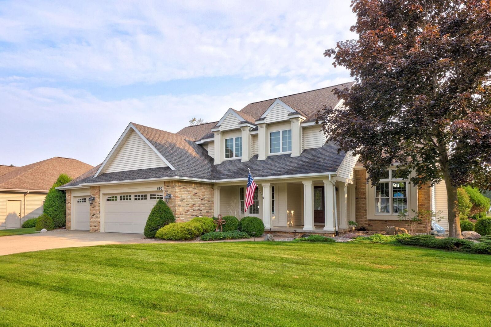 Property Photo:  690 Country Lane  MI 48734 