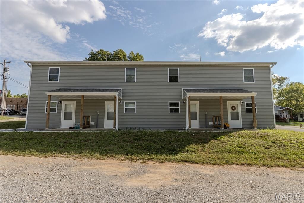 Property Photo:  211 Mill Street  MO 65483 