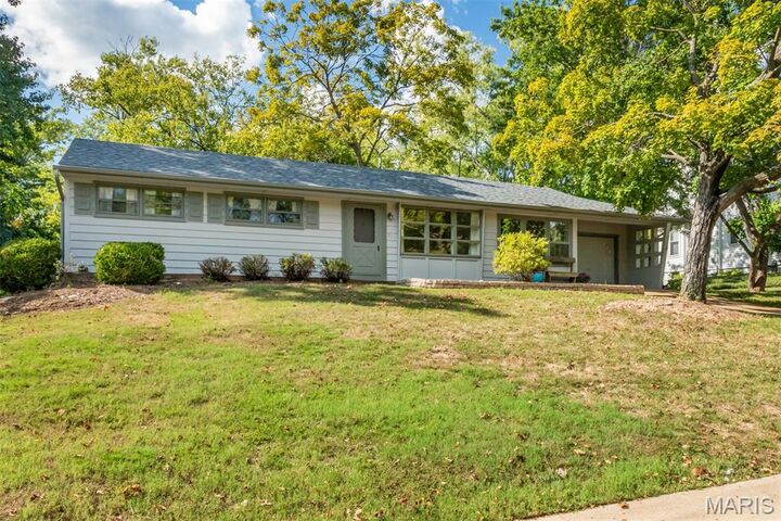 725 Brookridge Drive  Webster Groves MO 63119 photo