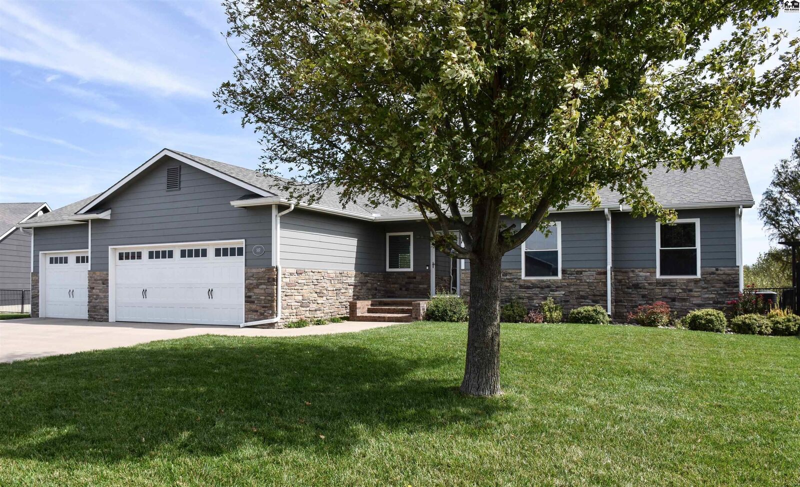 Property Photo:  537 Foxfire St  KS 67460 