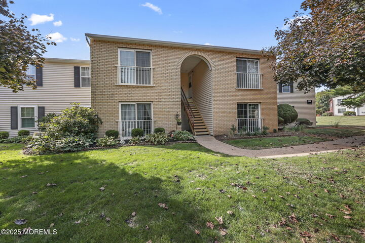 Property Photo:  709 Zlotkin Circle 2  NJ 07728 