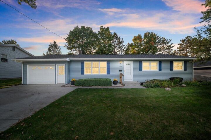 Property Photo: 433 Leeson Avenue MI 49601