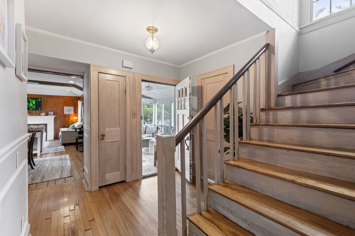 Property Photo:  345 E Russell Street  IL 60010 