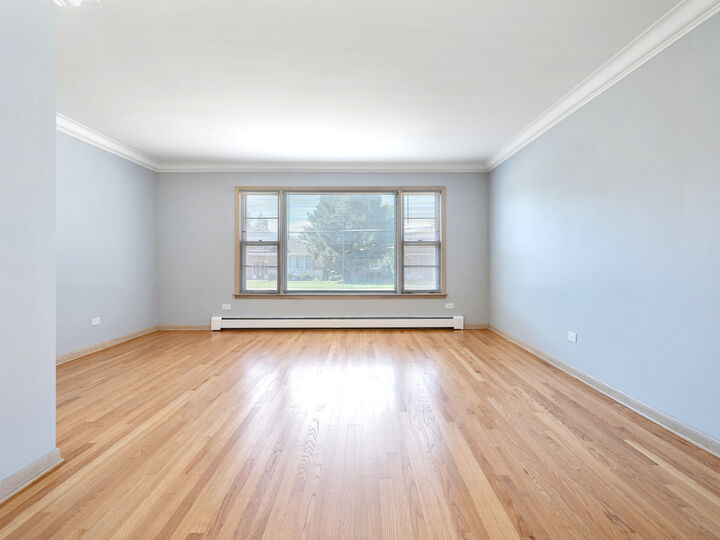 Property Photo:  735 N Northwest Highway 1  IL 60068 