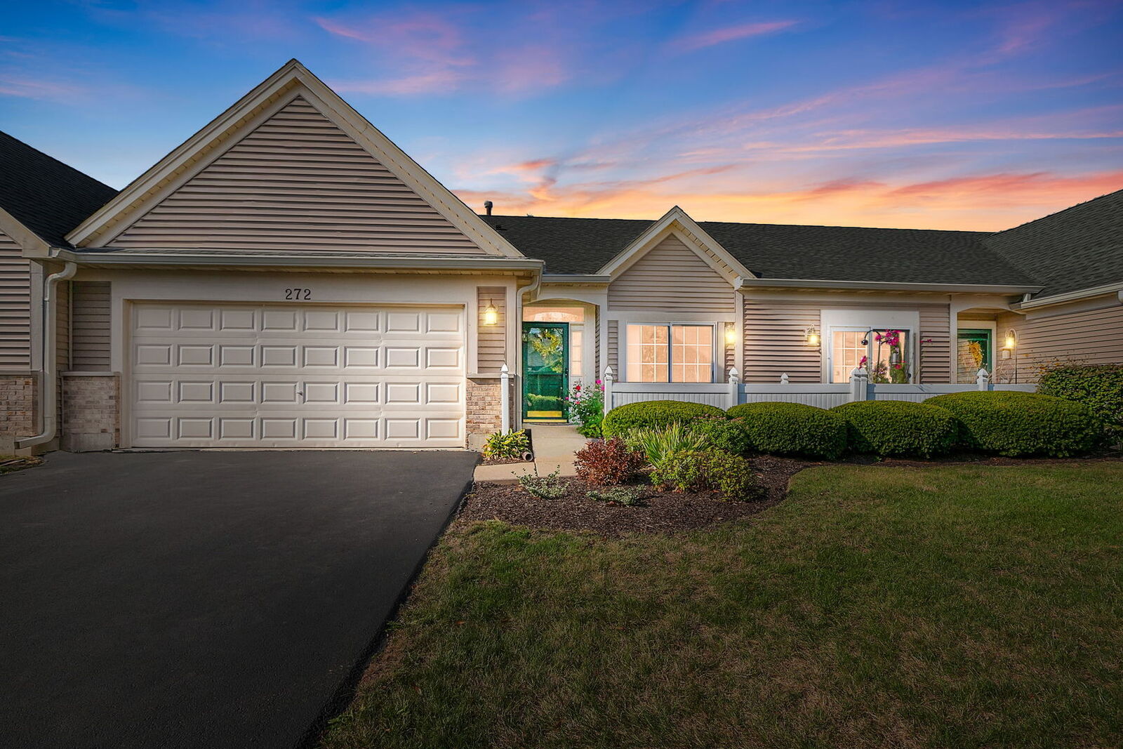 Property Photo: 272 Enfield Lane IL 60030