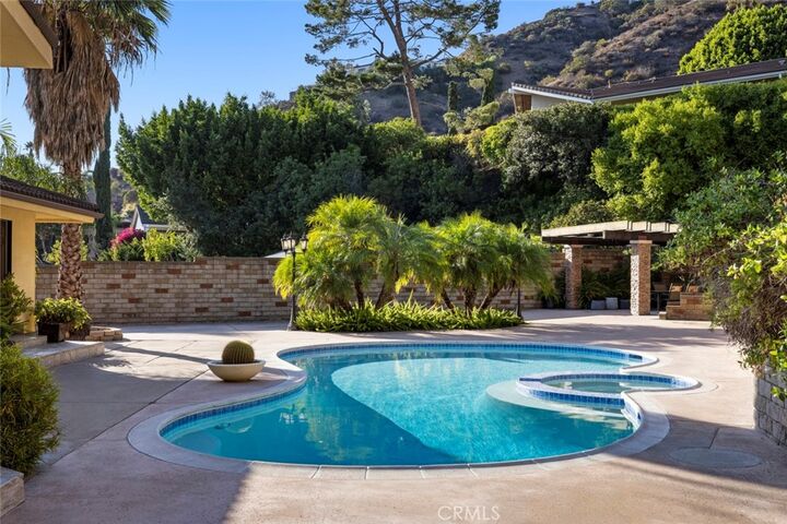 Property Photo: 1753 N Pacific CA 91202