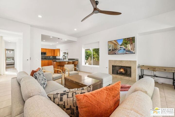 Property Photo: 30 Via Cielo Azul CA 92260