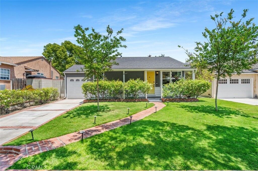 Property Photo:  1434 N Rose Street  CA 91505 