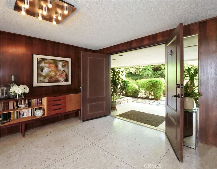 Property Photo:  45 Crest Road W  CA 90274 