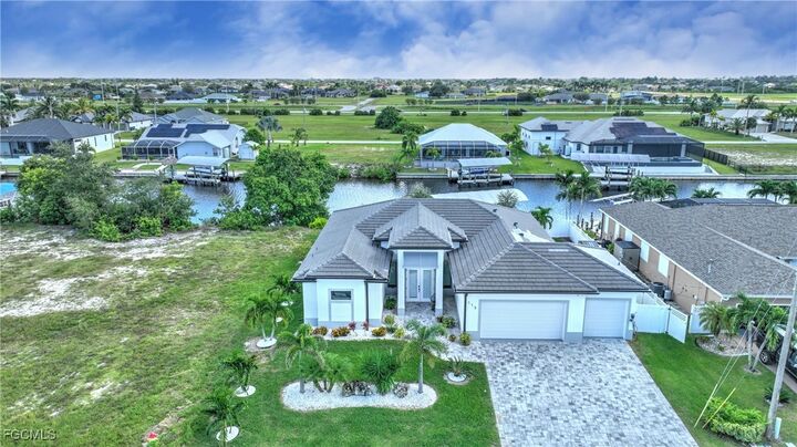 Property Photo:  115 NW 33rd Avenue  FL 33993 