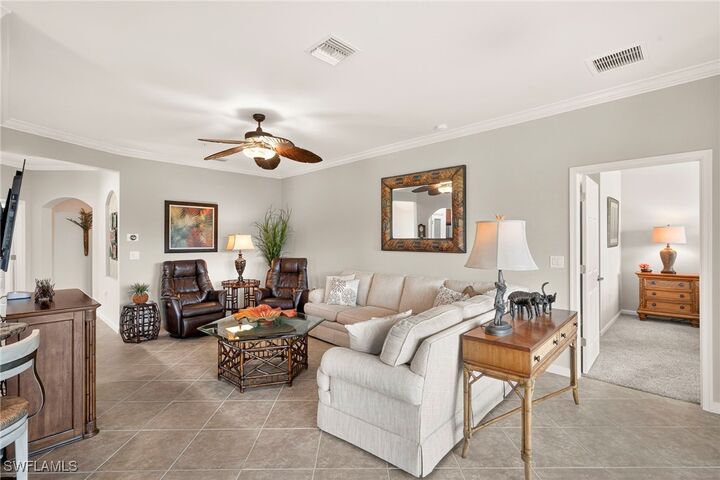 Property Photo: 10351 Glastonbury Circle 102 FL 33913
