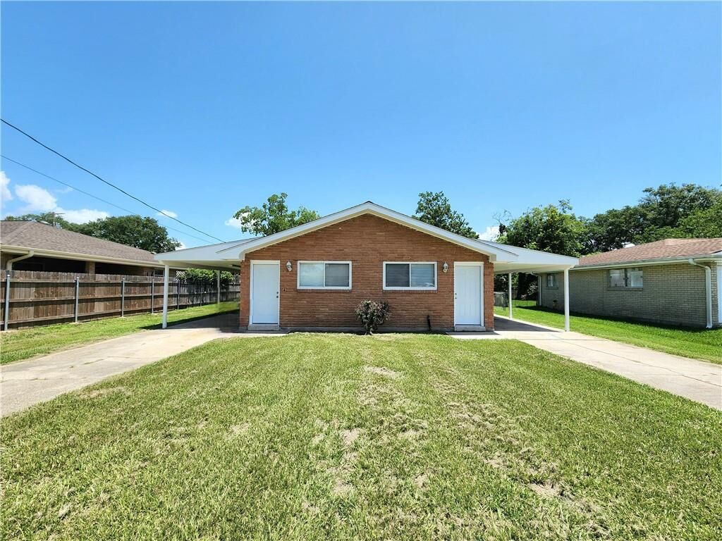 Property Photo: 116 Kappa Street B LA 70037