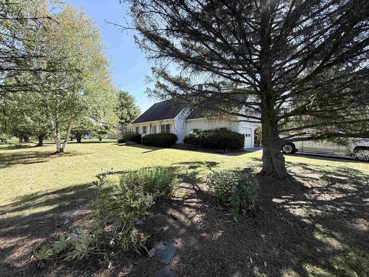 Property Photo:  43 Pleasant Acres Drive  VT 05495 