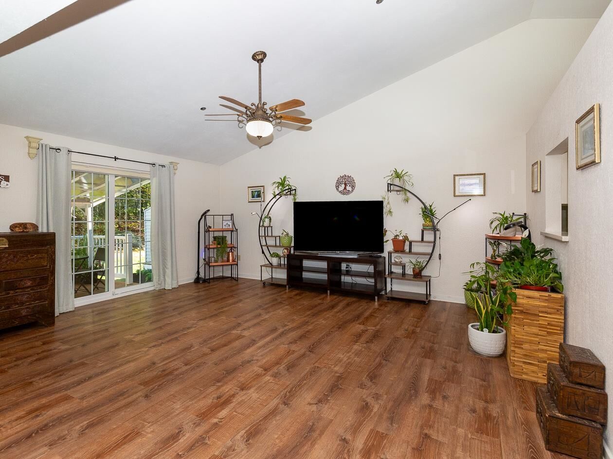 Property Photo:  15 Marilyn Drive  NH 03811 