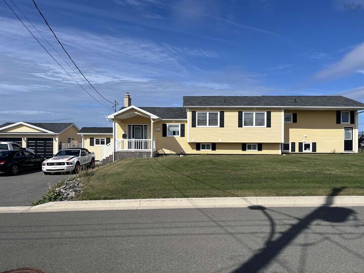 9 Khalsa Drive  Glace Bay NS B1A 5Z1 photo