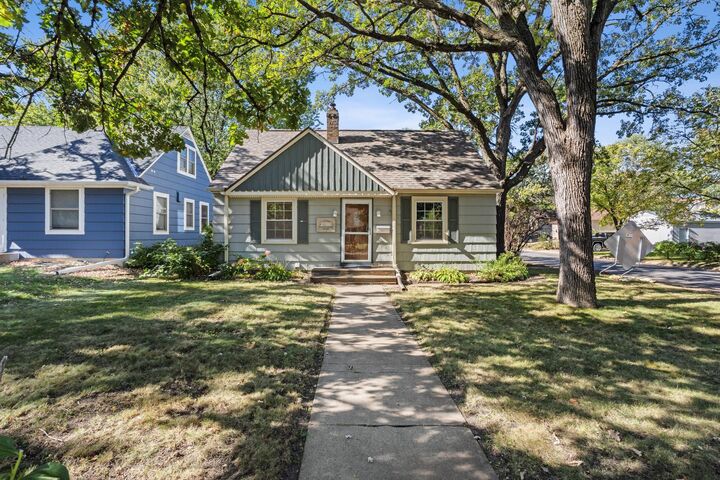Property Photo: 2700 Georgia Avenue S MN 55426