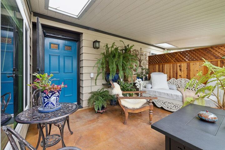 Property Photo: 4700 Aurora 29 CA 93003