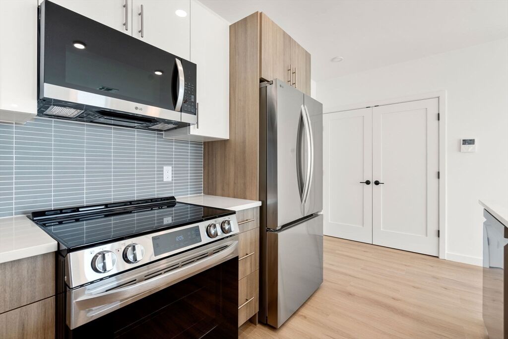 Property Photo: 40 Centre St 303 MA 02446