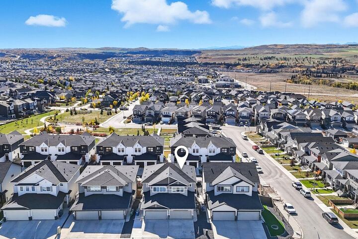 Photo de la propriété:  220 Heritage Heights  AB T4C 3A7 