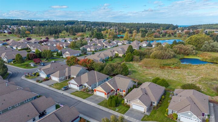 Property Photo:  1531 SW Vanguard Street  WA 98277 
