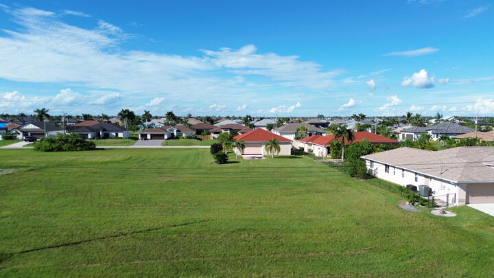 Property Photo:  3325 NW 8th Terrace  FL 33993 