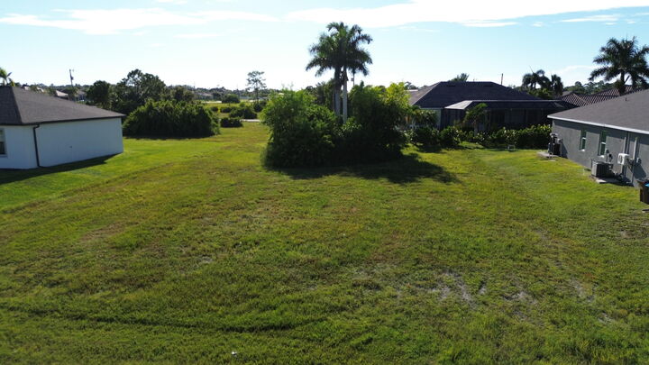 Property Photo:  2012 NW 24th Place  FL 33993 