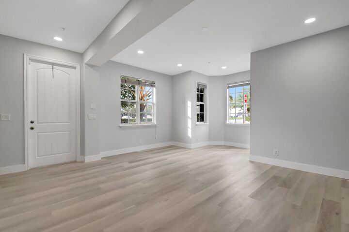 Property Photo:  1635 N Federal Highway  FL 33483 
