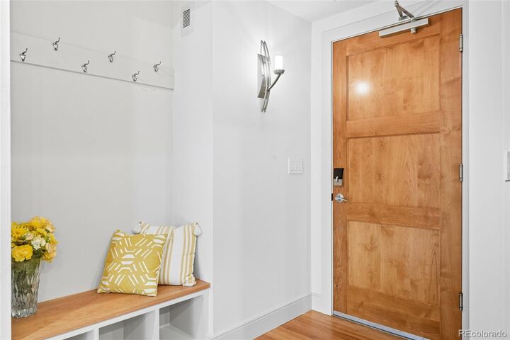 Property Photo: 2801 Pennsylvania Avenue 203 CO 80303