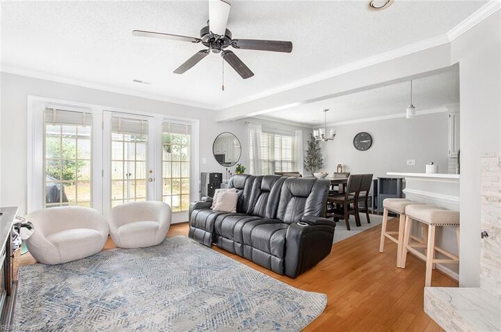 Property Photo: 308 Charleston Way VA 23606