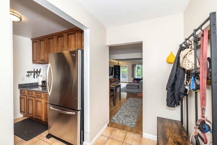 Property Photo:  4008 Farm Hill Boulevard 102  CA 94061 