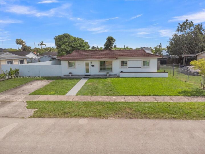 Property Photo: 15265 SW 100th Ct FL 33157