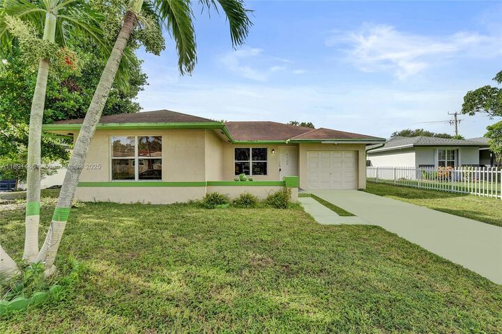 Property Photo: 4130 SW 26th St FL 33023
