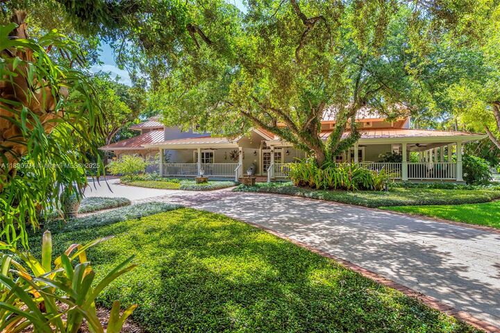 5400 Kerwood Oaks Dr  Coral Gables FL 33156 photo