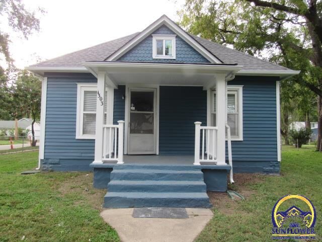 1303 NE Kellam Ave  Topeka KS 66616 photo