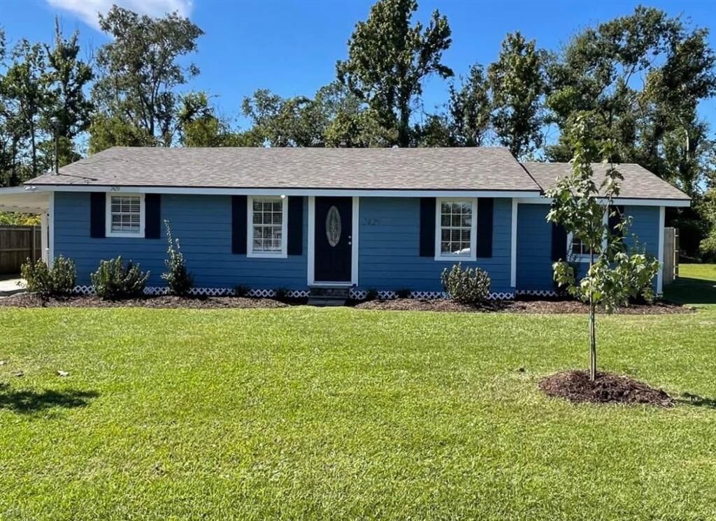 Property Photo: 2429 Duraso Drive LA 70669