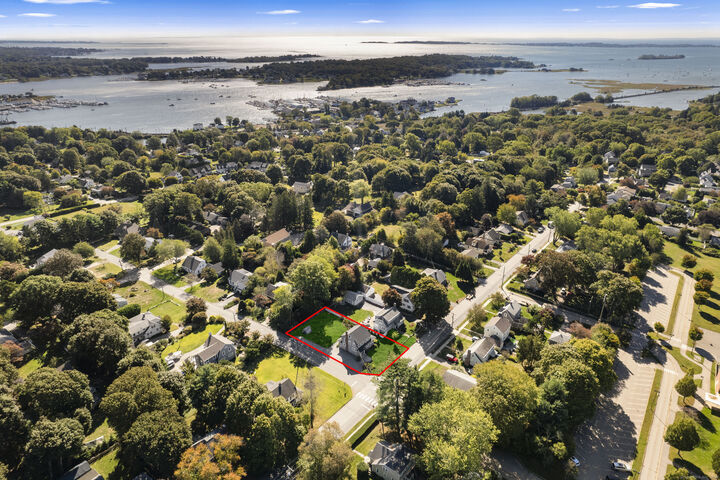 Property Photo:  130 Ocean View Avenue  CT 06355 