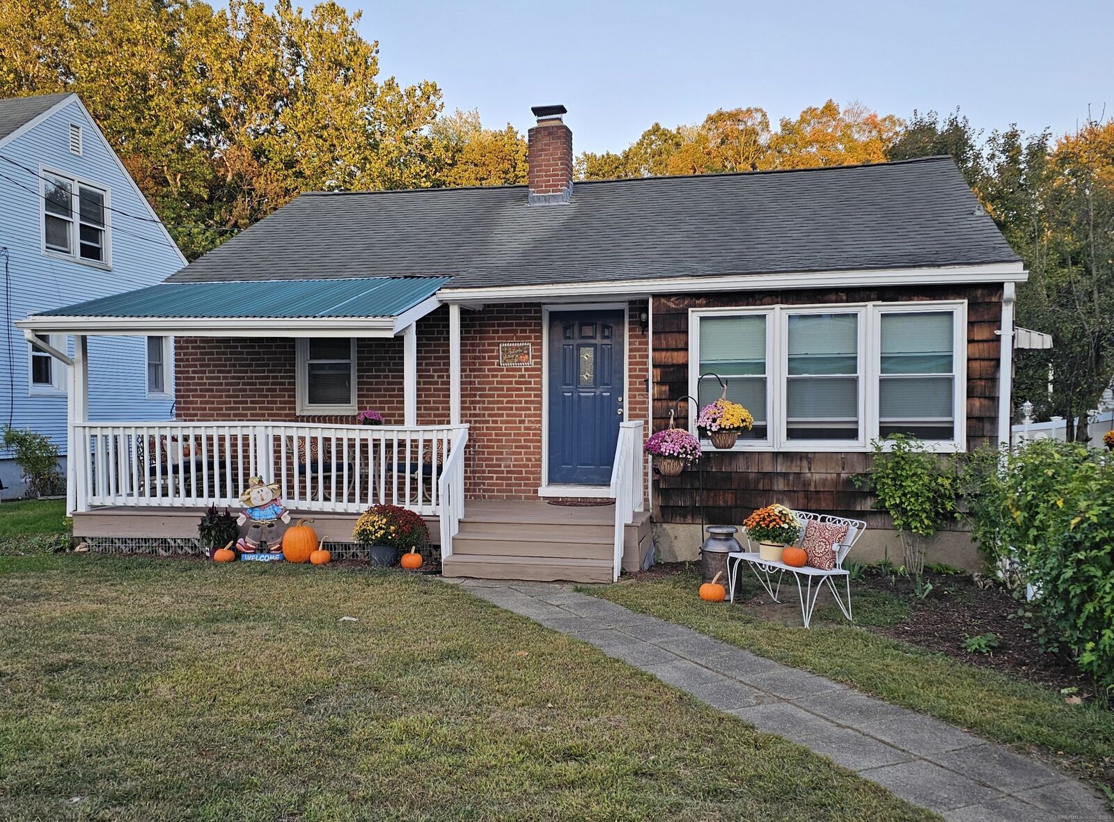 Property Photo:  64 Hubbell Avenue  CT 06401 