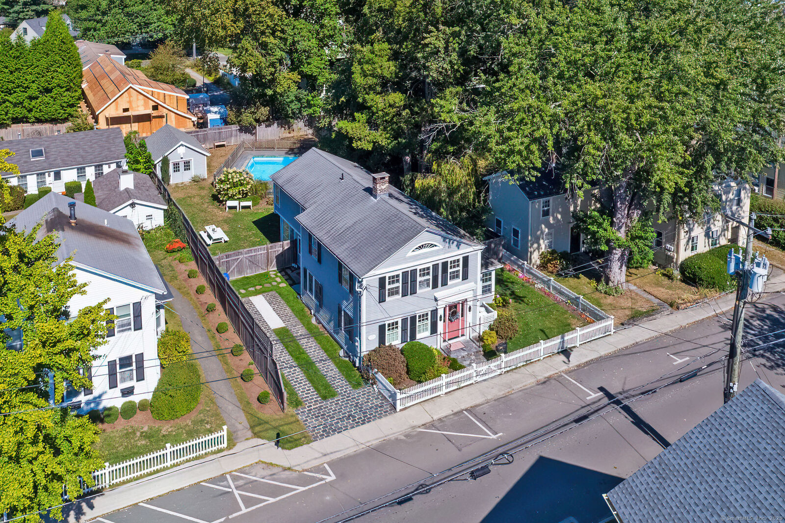 Property Photo: 9 Pratt Street CT 06426