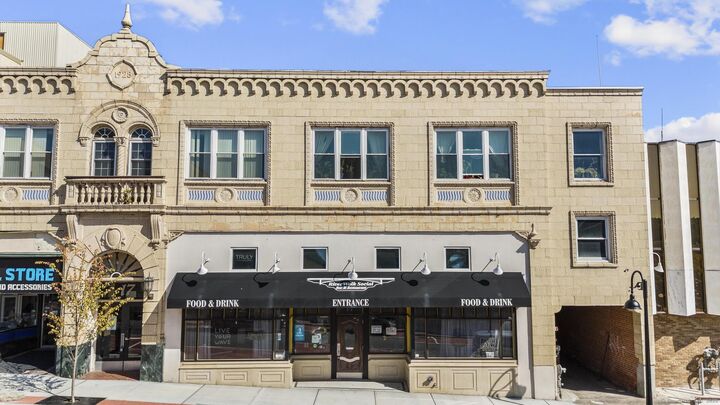 Property Photo:  17 Elizabeth Street  CT 06418 