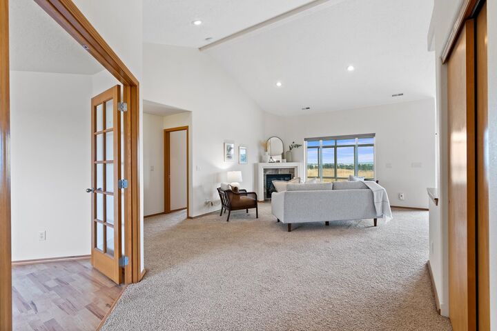 Property Photo: 1020 N Olson Hill Ct WA 99022