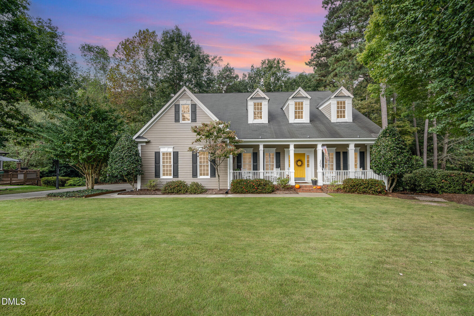 Property Photo:  205 Wedgemere Street  NC 27519 