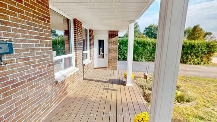 Photo de la propriété:  16 Herman Crescent  ON P1A 2R5