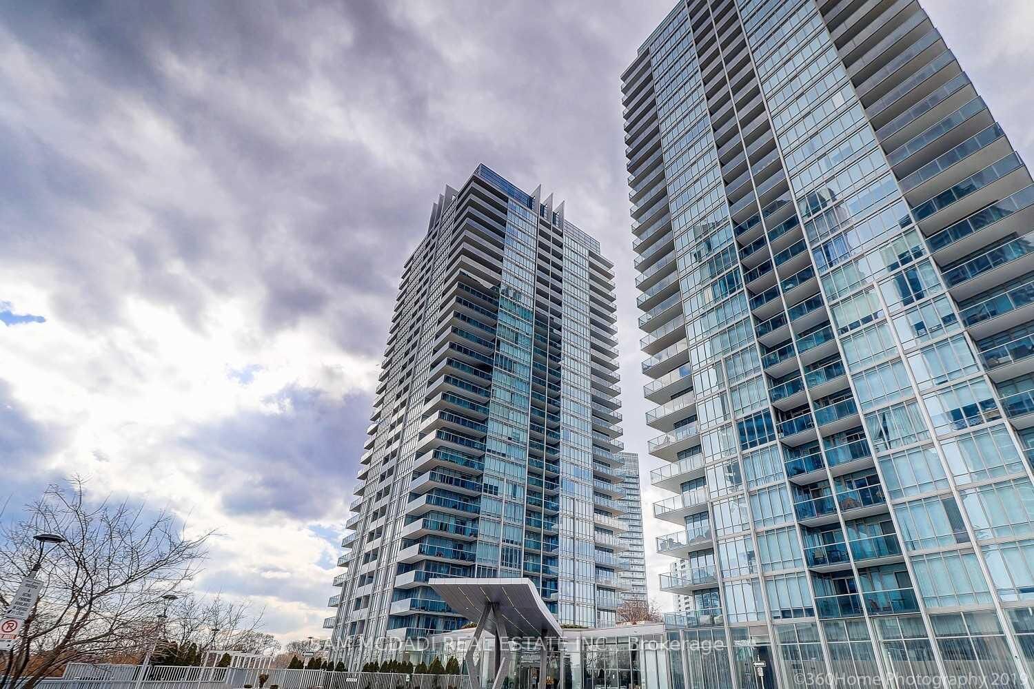 Photo de la propriété: 88 Park Lawn Road 1909 ON M8Y 0B5