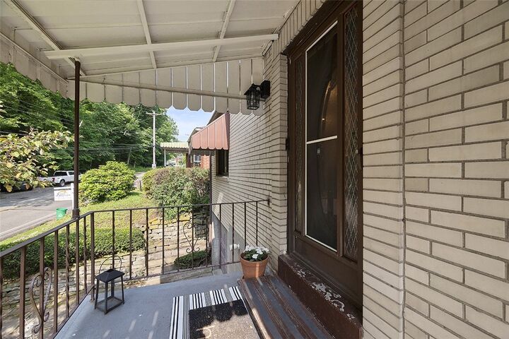 Property Photo:  80 Parker Street  PA 15223 
