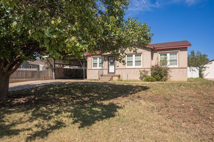Property Photo:  3203 Martin Road  TX 79107-6925 