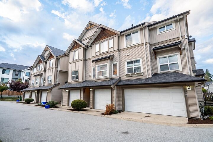 Property Photo:  12677 63 Avenue 21  BC V3X 3T3 