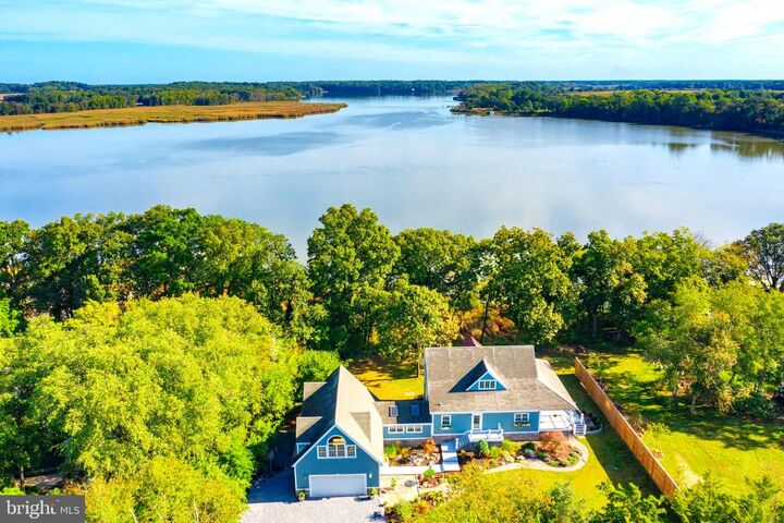 Property Photo:  492 Pear Tree Point Road  MD 21620 