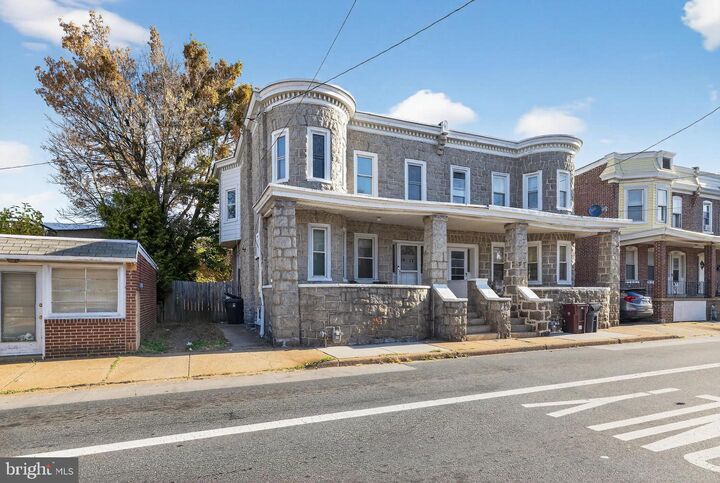 Property Photo:  1917 W 2nd Street  DE 19805 