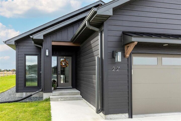 Property Photo:  22 Alpine Drive  MB R5G 2V9 
